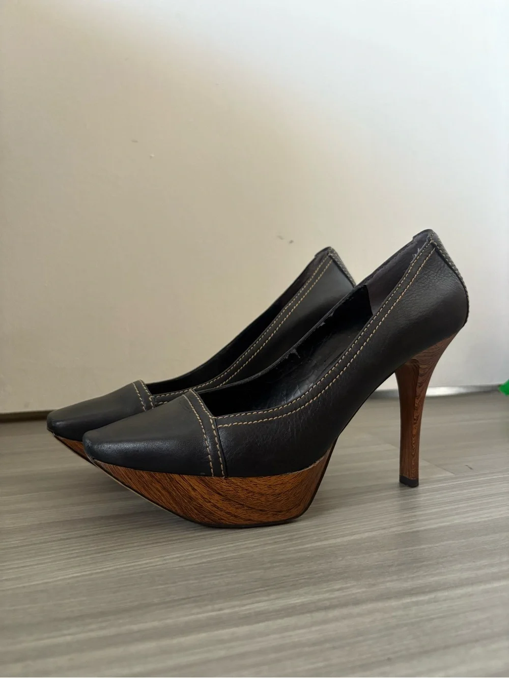 Nine West Black Leather Platform High Heel Pumps with Wood-Effect Sole